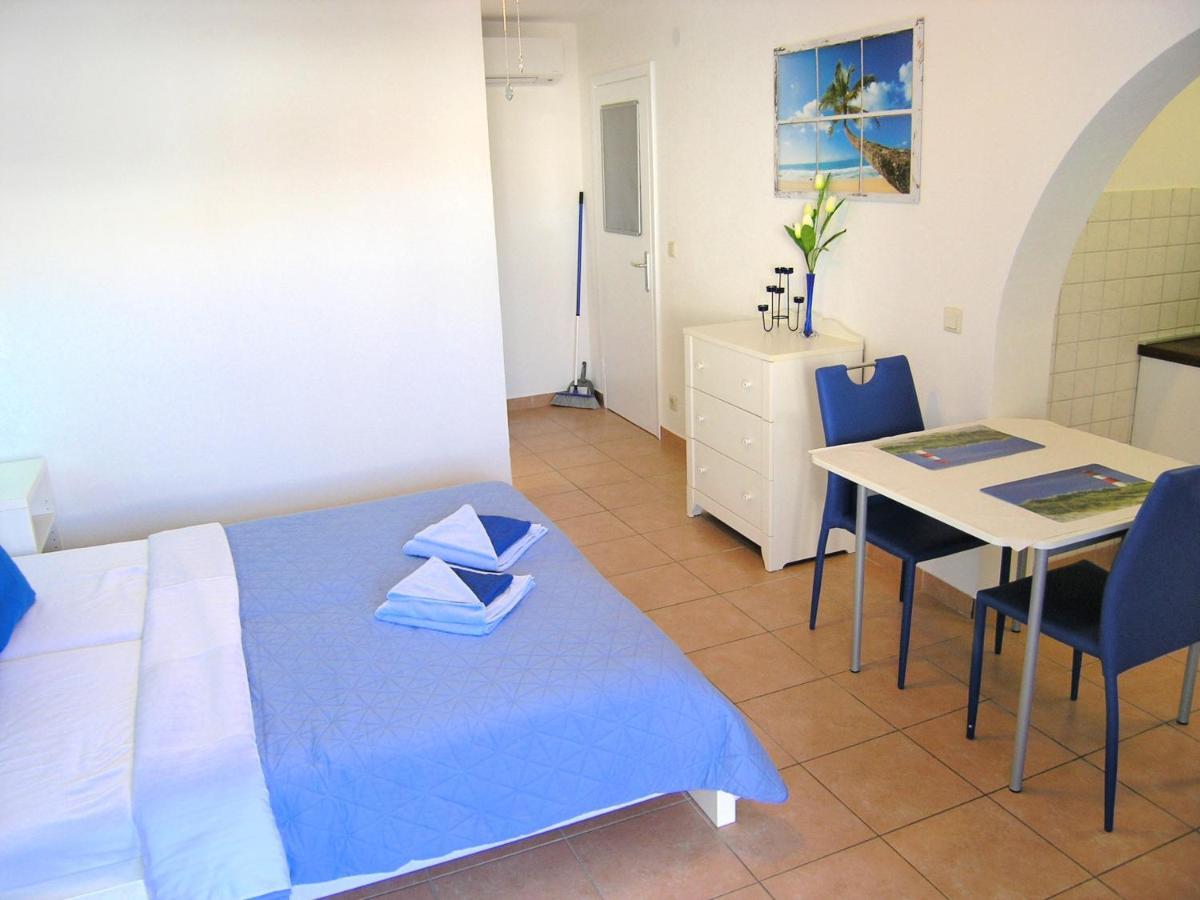 Apartmani Zganec Baška Екстериор снимка