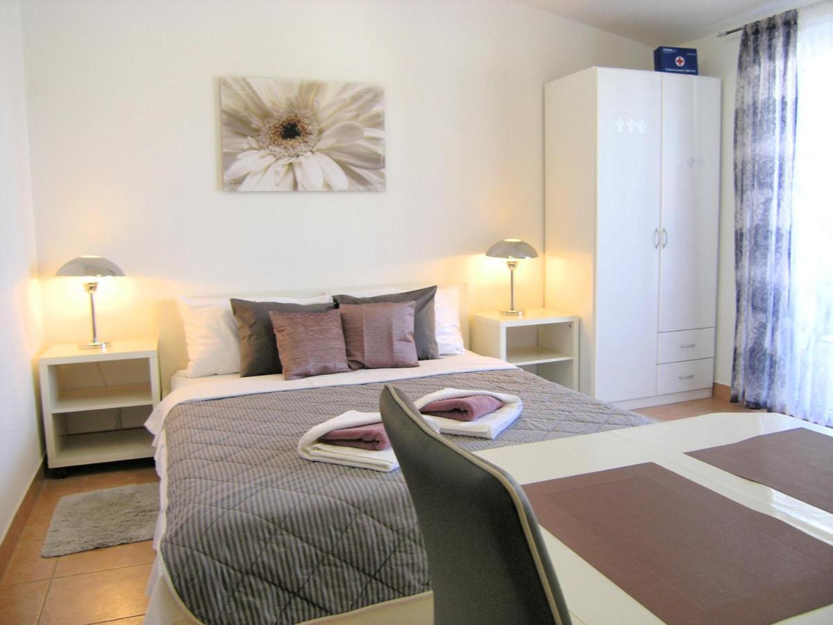 Apartmani Zganec Baška Екстериор снимка